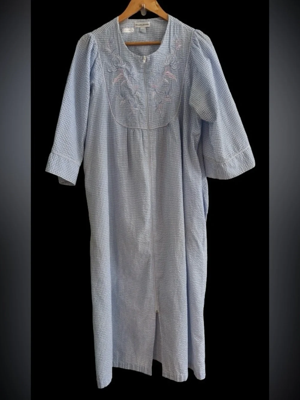 Miss Elaine VTG lt blu seersucker frnt zp robe WM XL sustainable cozy